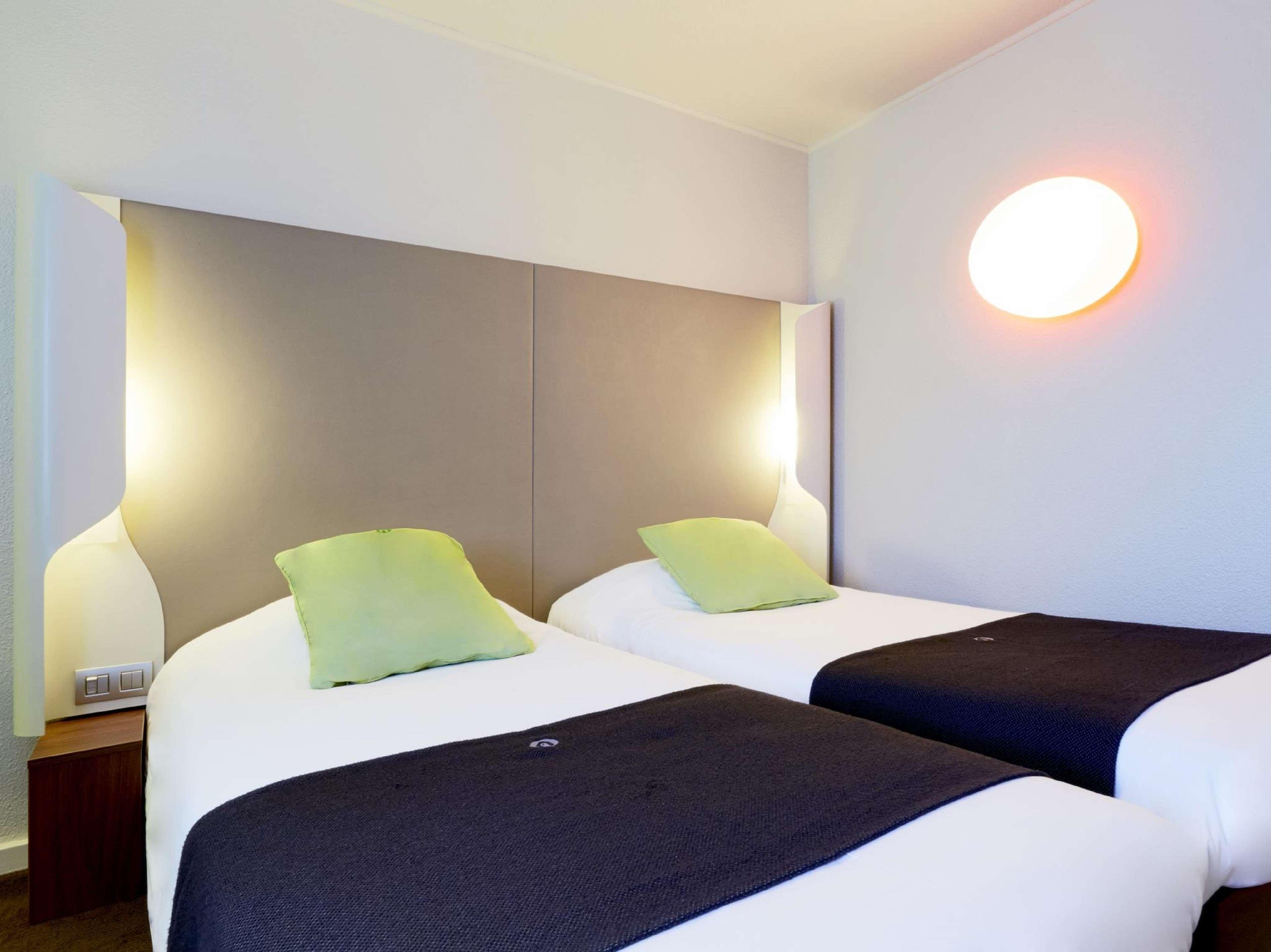 Campanile Paris Est - Pantin Hotell Eksteriør bilde