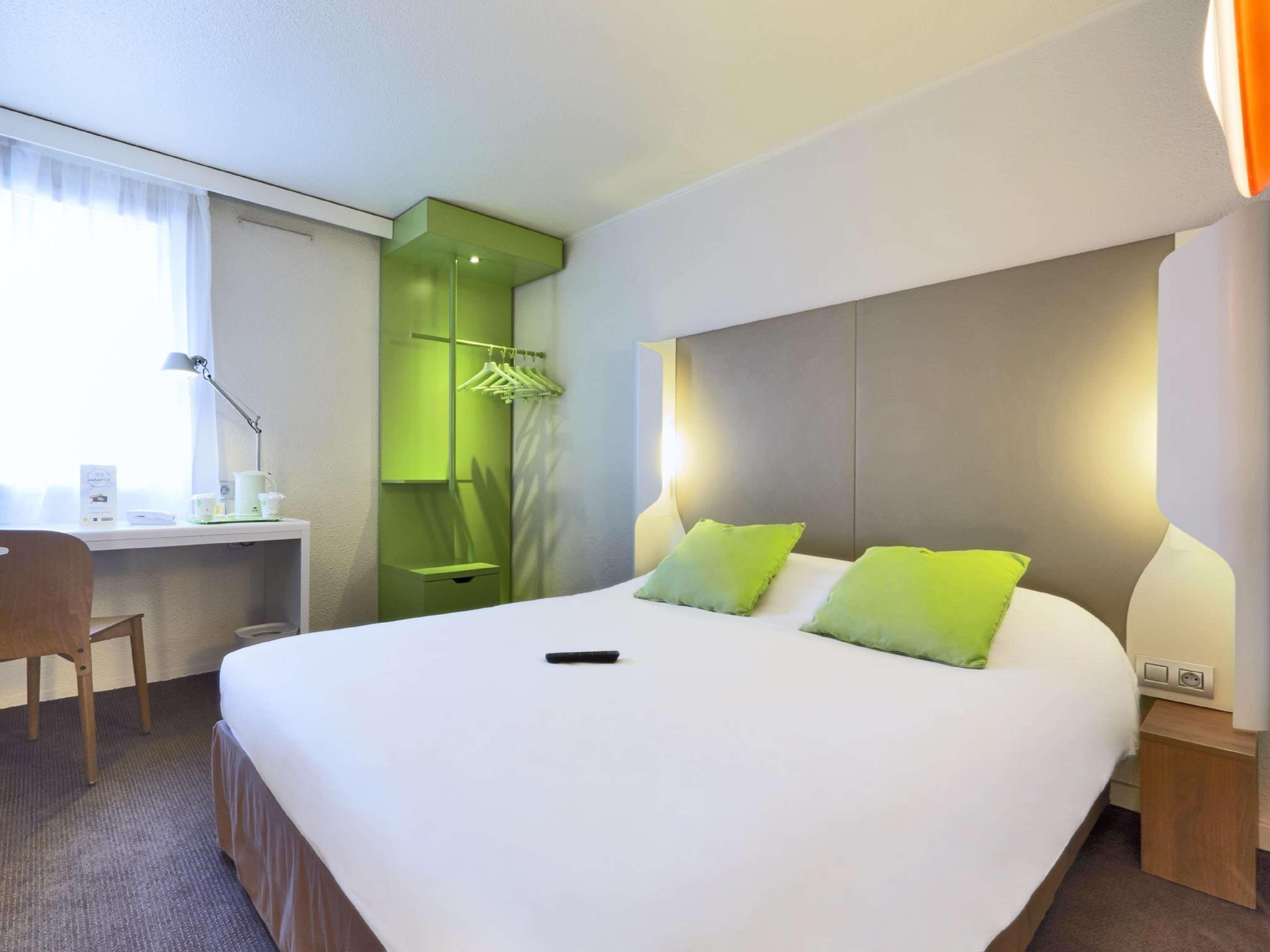 Campanile Paris Est - Pantin Hotell Eksteriør bilde