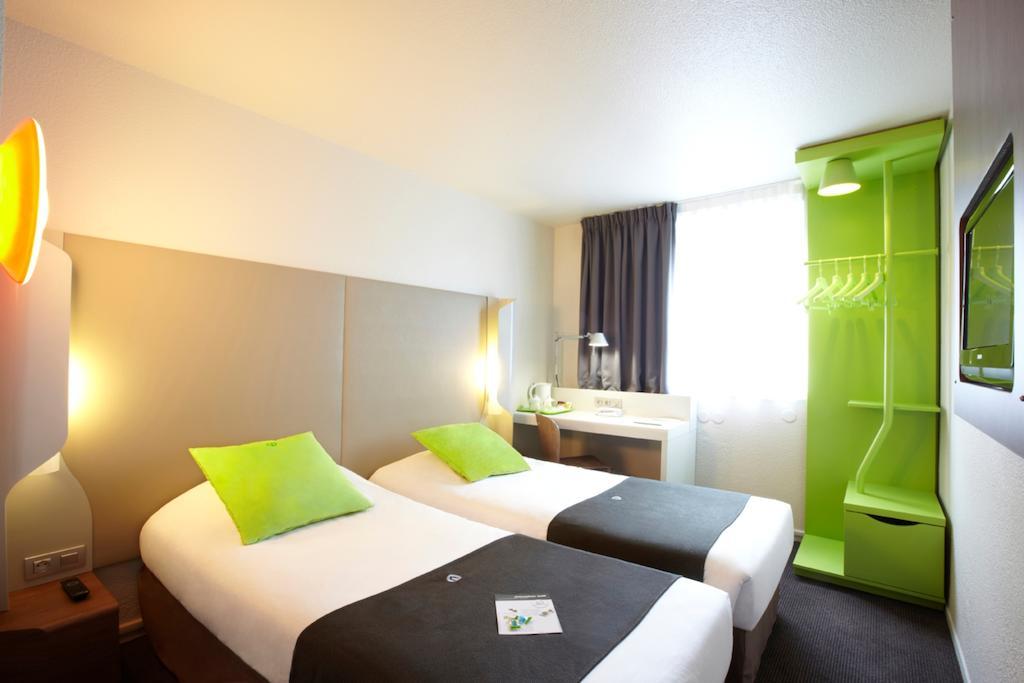 Campanile Paris Est - Pantin Hotell Eksteriør bilde