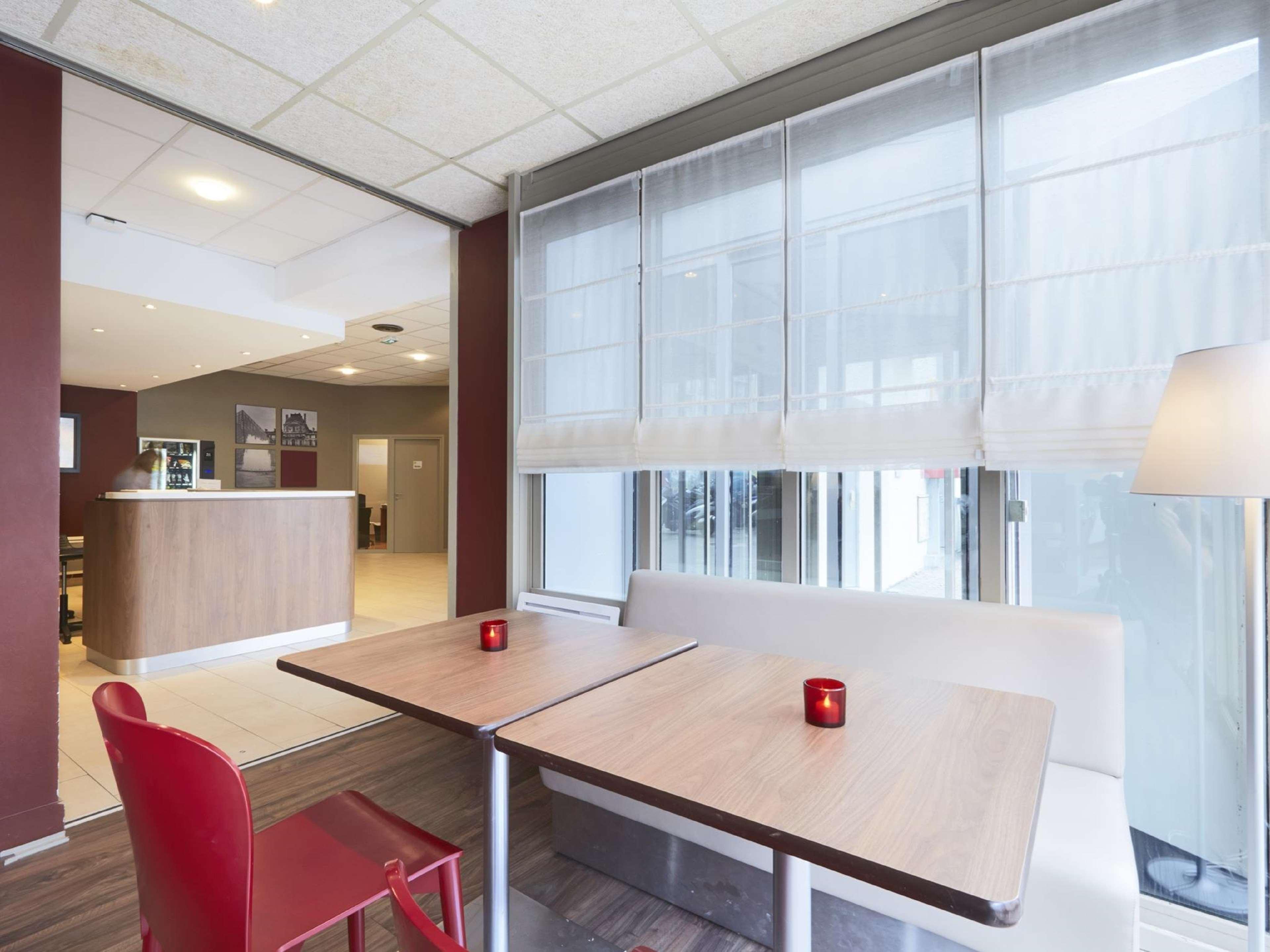 Campanile Paris Est - Pantin Hotell Eksteriør bilde