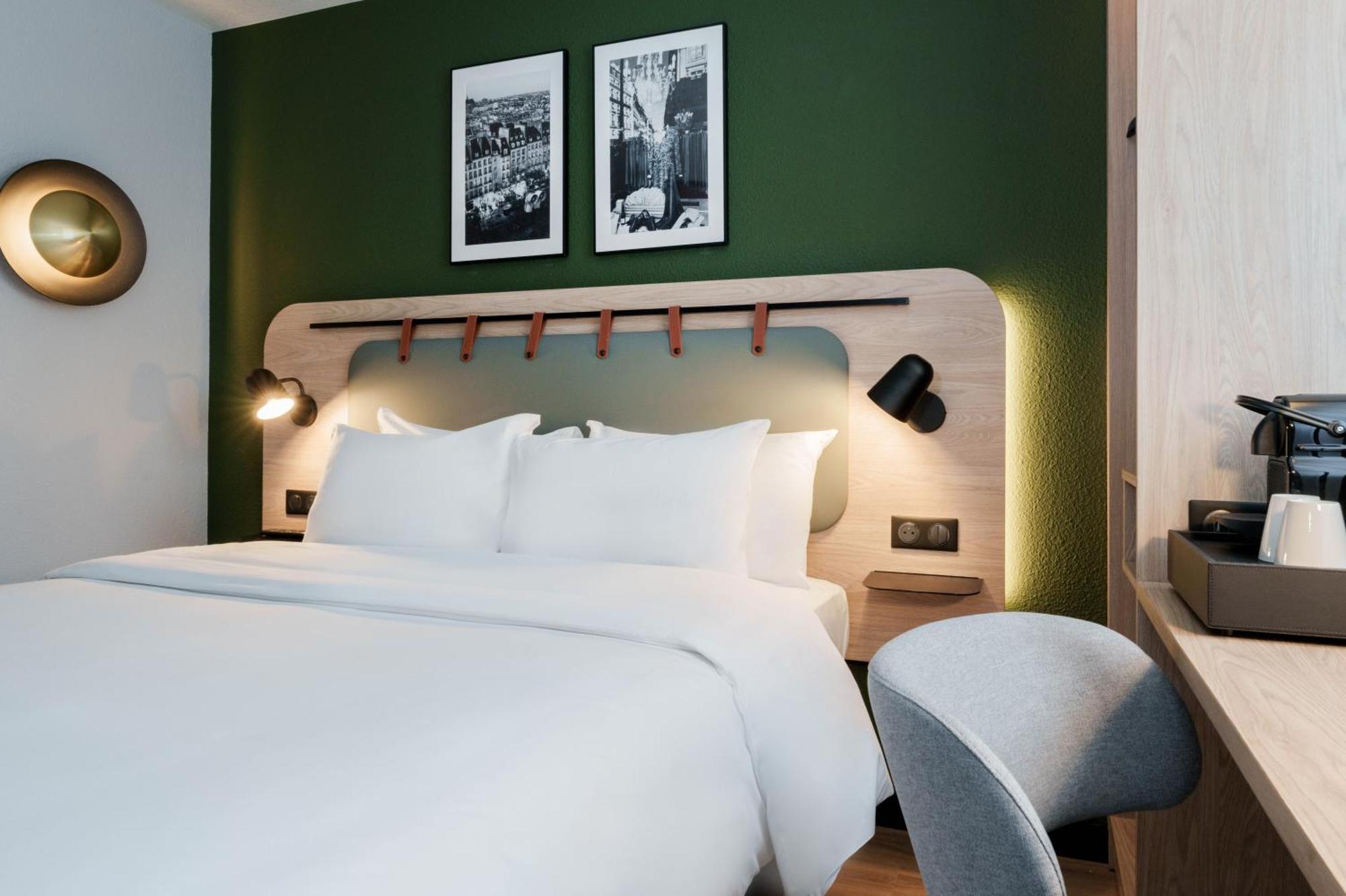 Campanile Paris Est - Pantin Hotell Eksteriør bilde